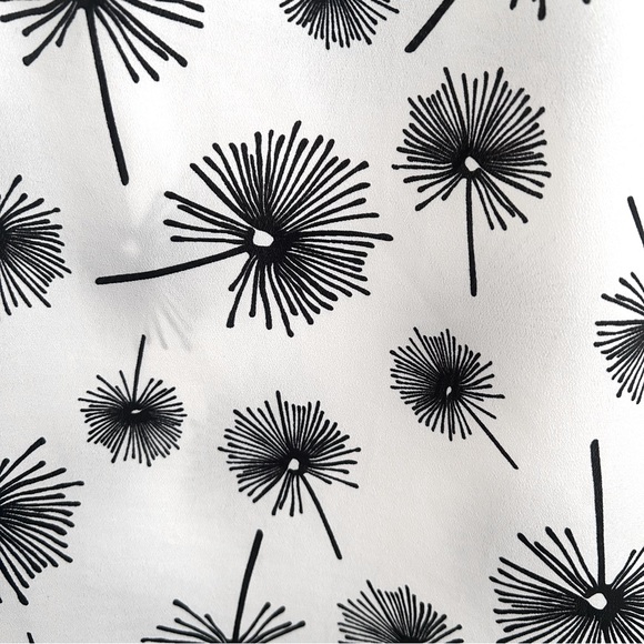 Jacob Black and White Floral Sleeveless Shirt Size Medium - Picture 3 of 4